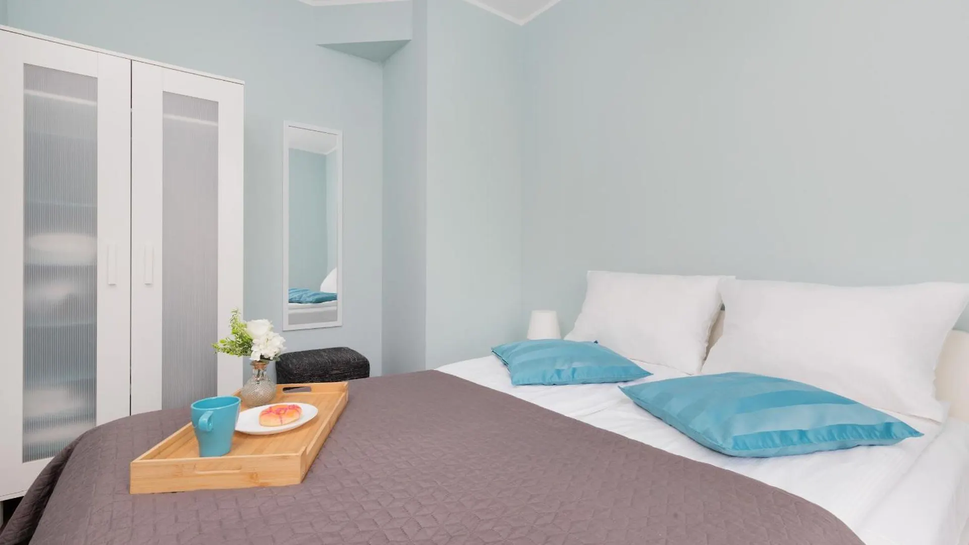 Sky Blue Apartment Chmielna Near Old Town In Gdansk By Noclegi Renters