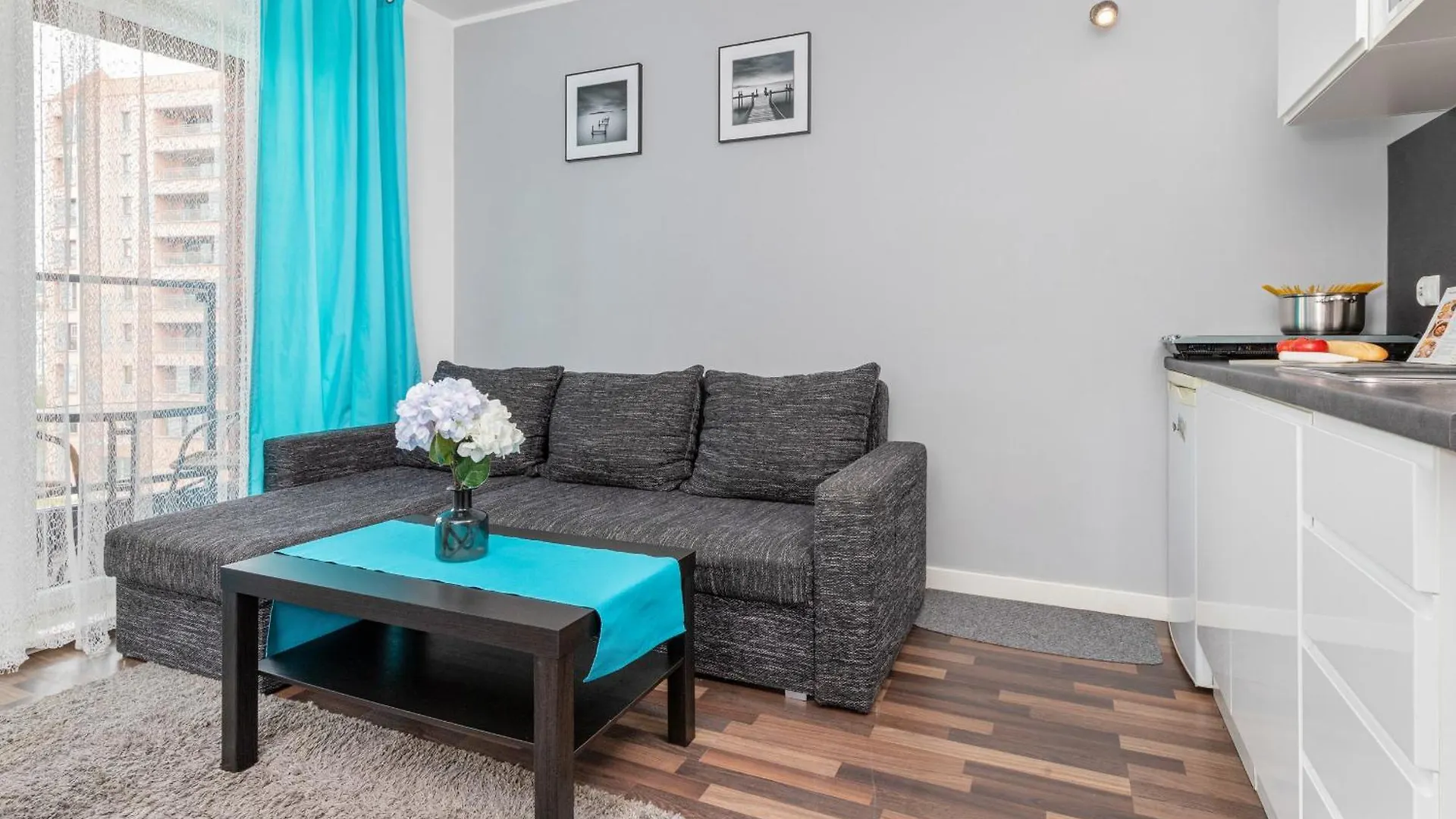 Sky Blue Apartment Chmielna Near Old Town In Gdansk By Noclegi Renters